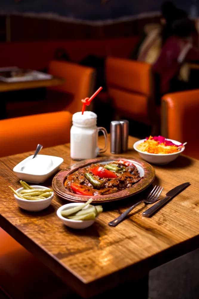 Restaurants, Cafés & F&B